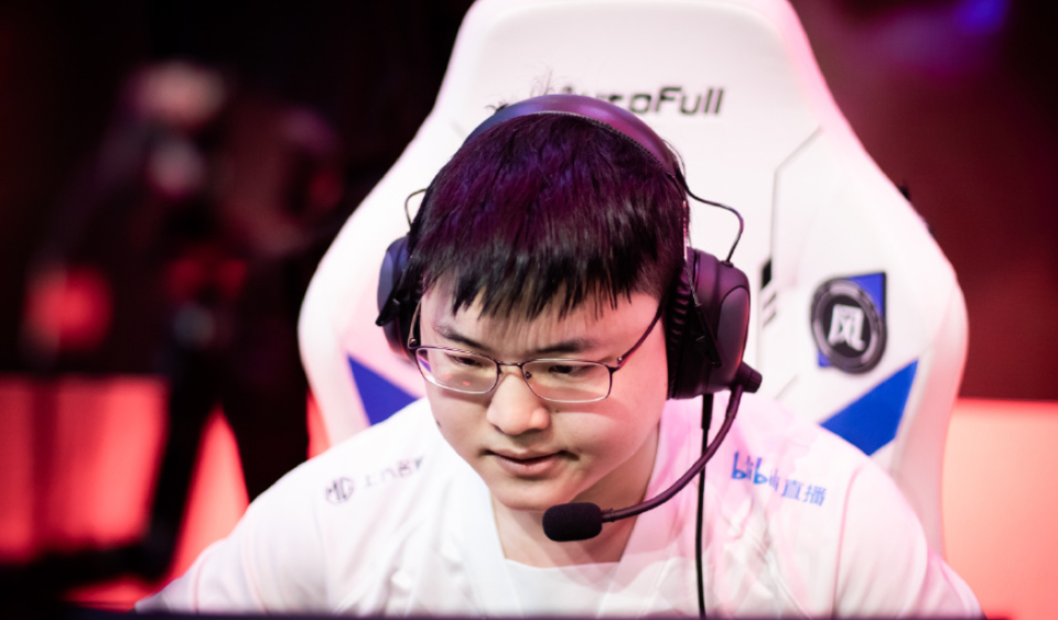 开云-RNG前途光明！，Ming新星重返赛场表现突出赛场气氛高涨的简单介绍-开云