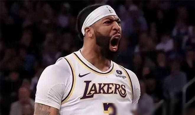 开云-浓眉哥迎来十五赛季出色发挥，西班牙队观众热烈欢呼！再创辉煌时刻-开云