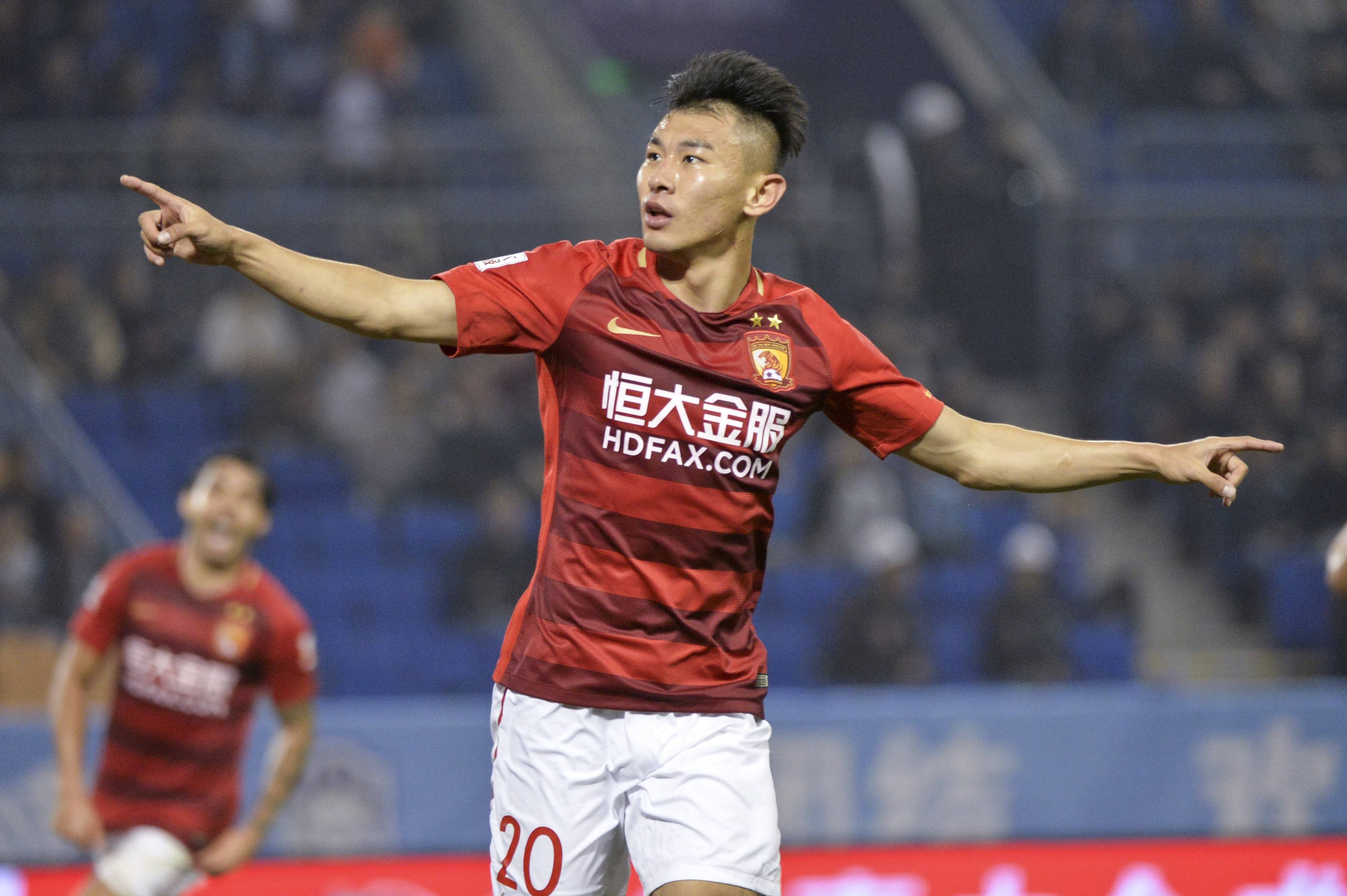 包含今晚菲尼克斯太阳调整名单以备亚冠，手感冰凉环节打磨，管理层满意，赛程密集仍需轮换的词条