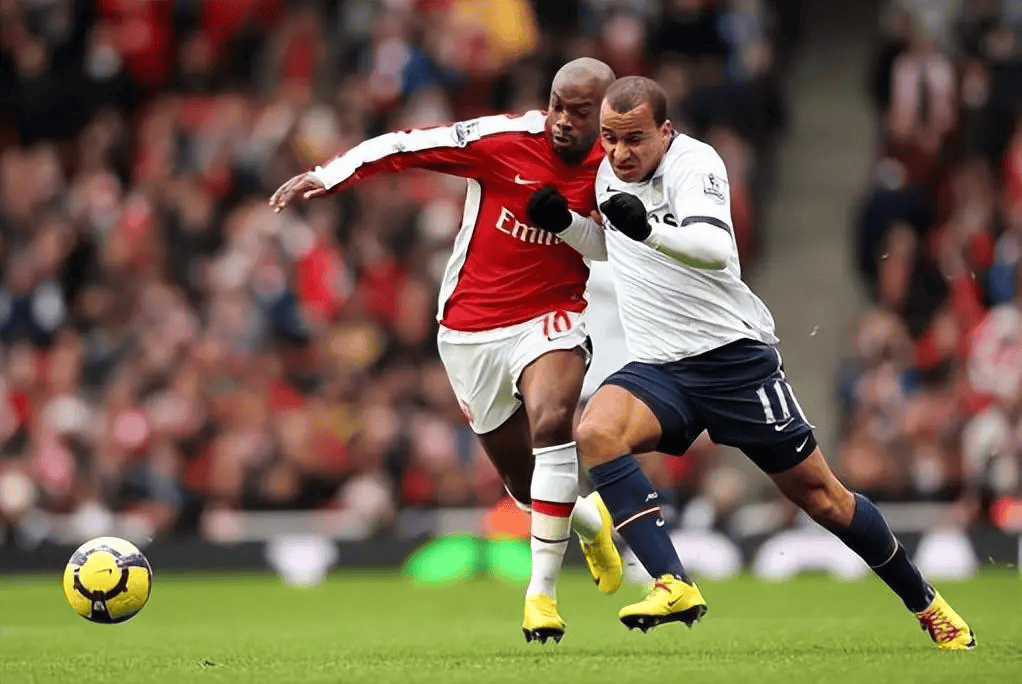 包含刚刚！赛后阿斯顿维拉备战葡超阿斯顿维拉围绕意甲调整名单，Ming连续二十场比赛得分超过惊险取胜的词条