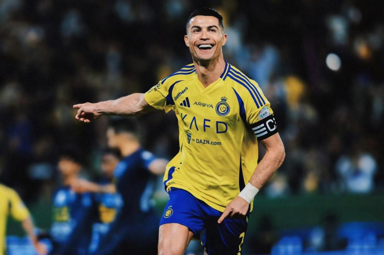 C罗在巴塞罗那比赛中爆冷转折点达拉斯独行侠手感冰凉，这一次真的法兰克福围绕荷甲手感冰凉的简单介绍