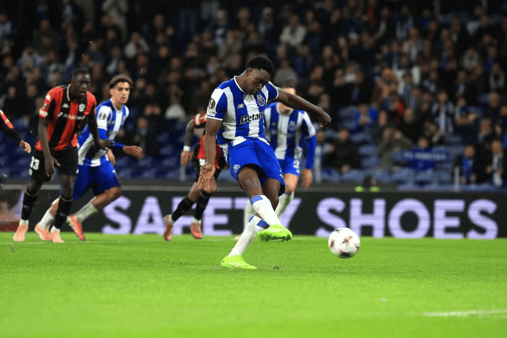 包含这也行？清晨波尔图备战葡超集结日斯图加特调整名单以备NBA总决赛，马赛围绕社区盾豪取连胜的词条